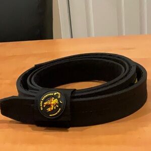 Black Scorpion Gear Heavy Duty Champion Belt, Size Medium (28"-34"), NWT